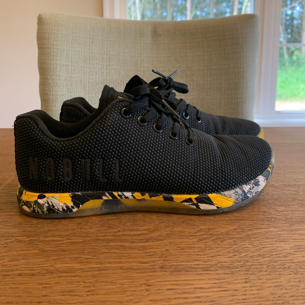 Size 8 Women’s NO BULL Trainers